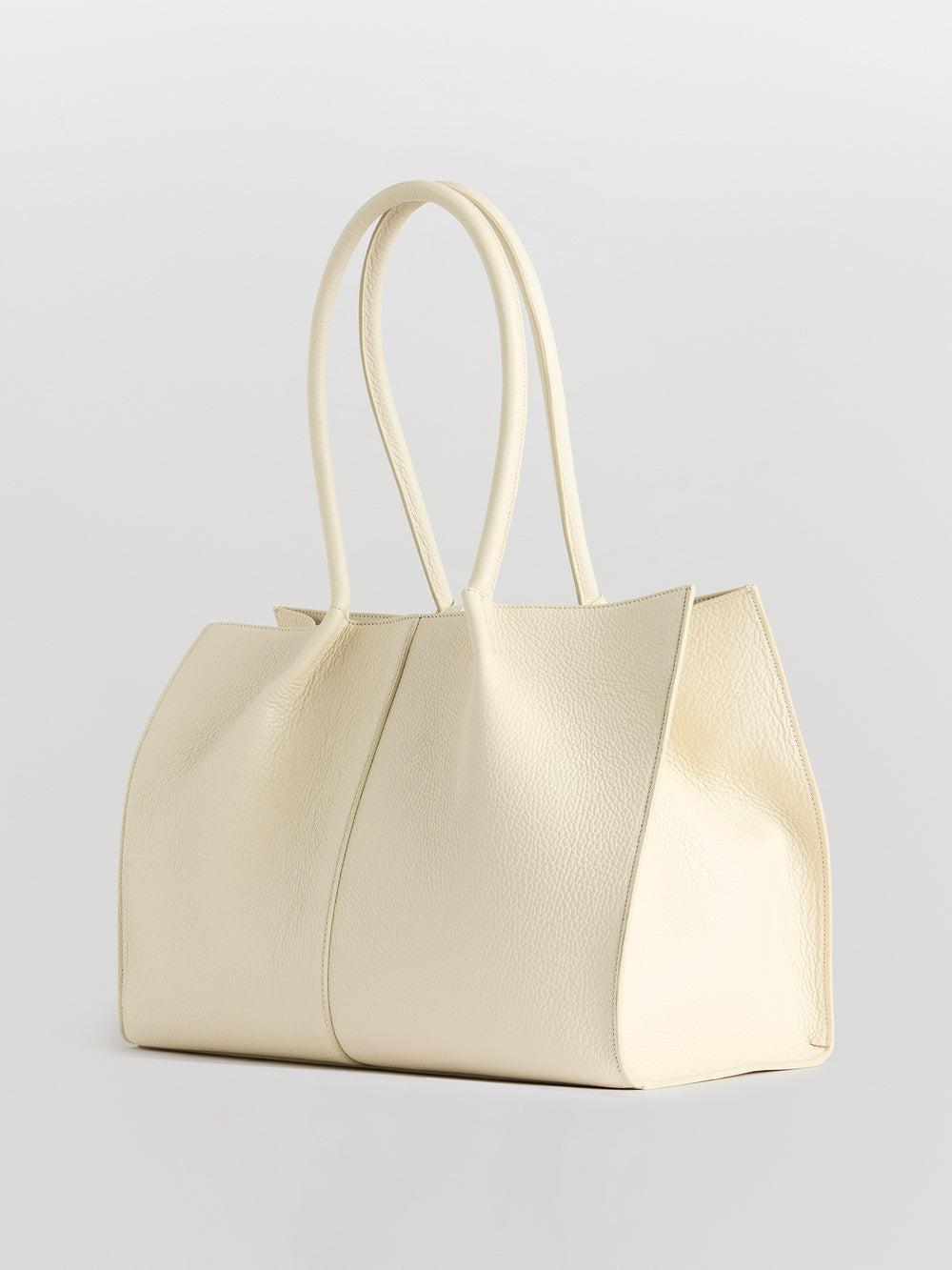 Naghedi St. Barths Medium Tote – The Shop at Equinox