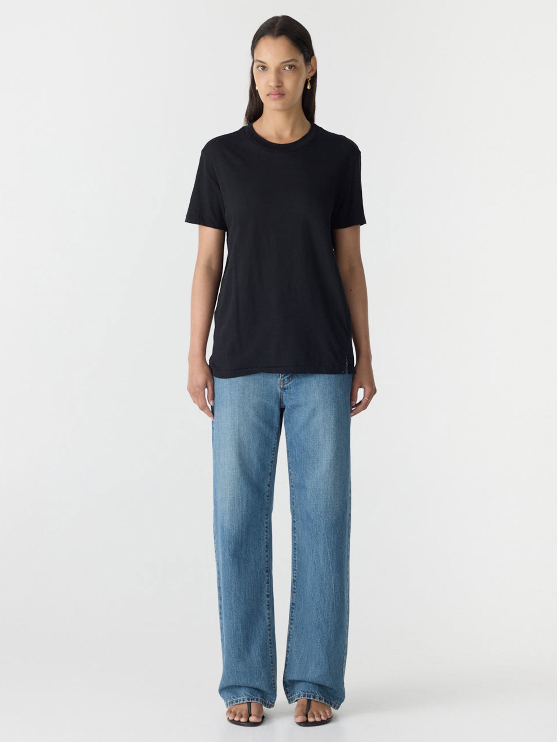 Classic T-Shirt in Black
