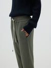 stretch twill tapered pant