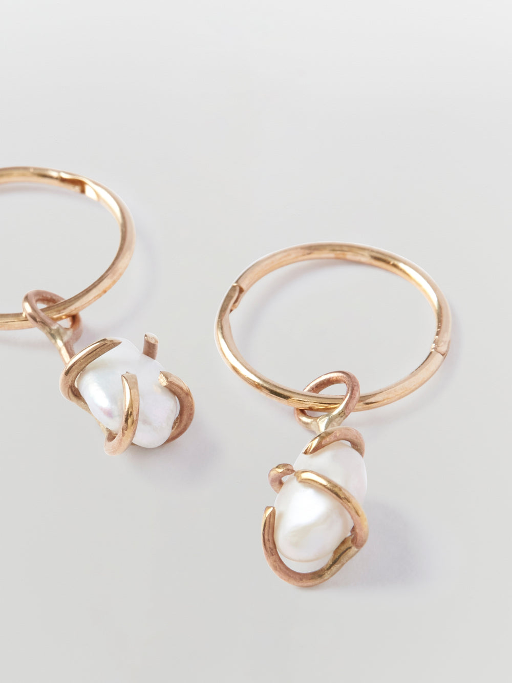 the line of sun raw pearl earring