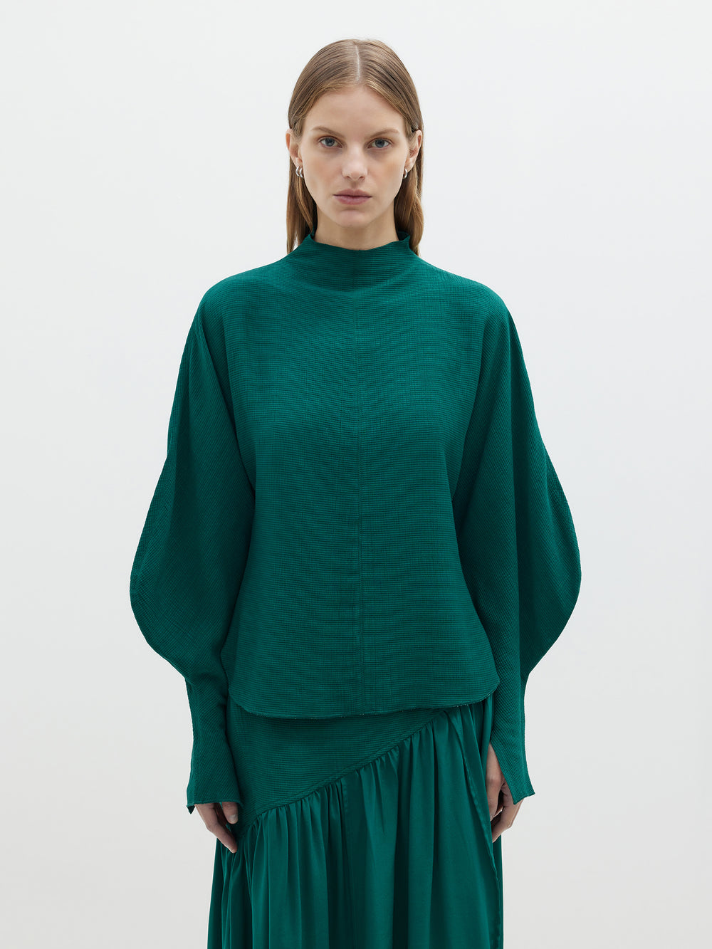 viscose crepe round sleeve top