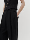 pleated straight leg pant