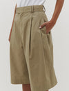pleated poplin short