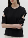 shoulder cut out boxy t.shirt